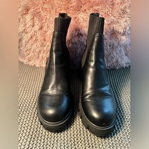 Steve Madden Hayle Black leather ankle boots